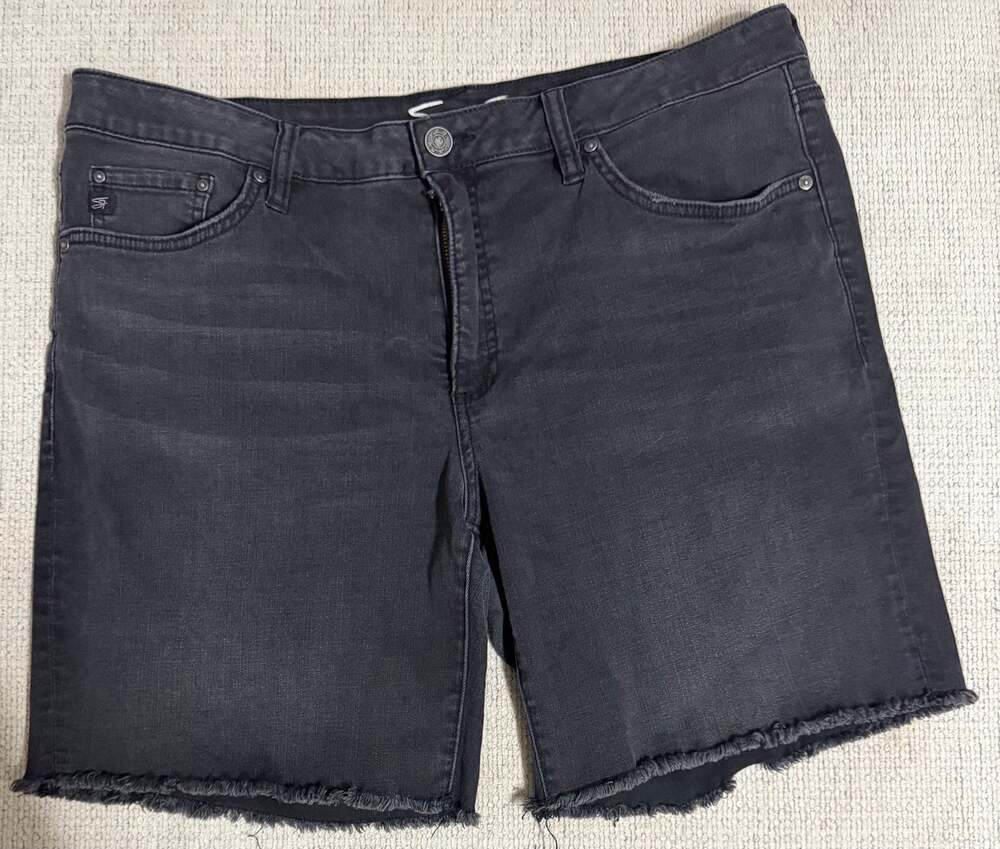 Sz 14 Seven7 Women's Shorts Bermuda Shorts Black denim